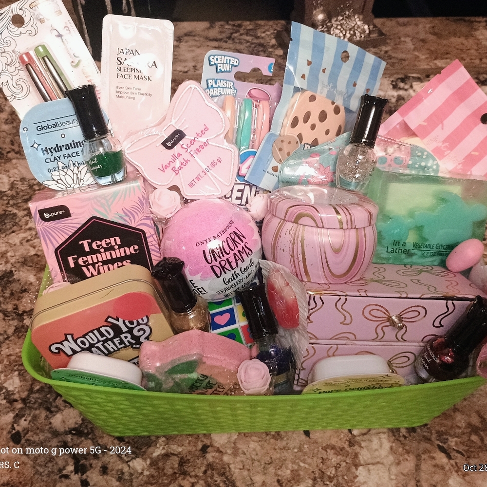 Teenage Girls Custom Christmas Birthday Basket Just Because Custom Basket - Picture 4 of 11